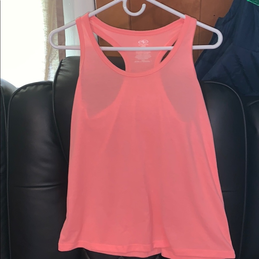 Athletic tank top